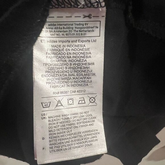 adidas Black Floral Rose graphic Tee size Medium - Picture 4 of 6